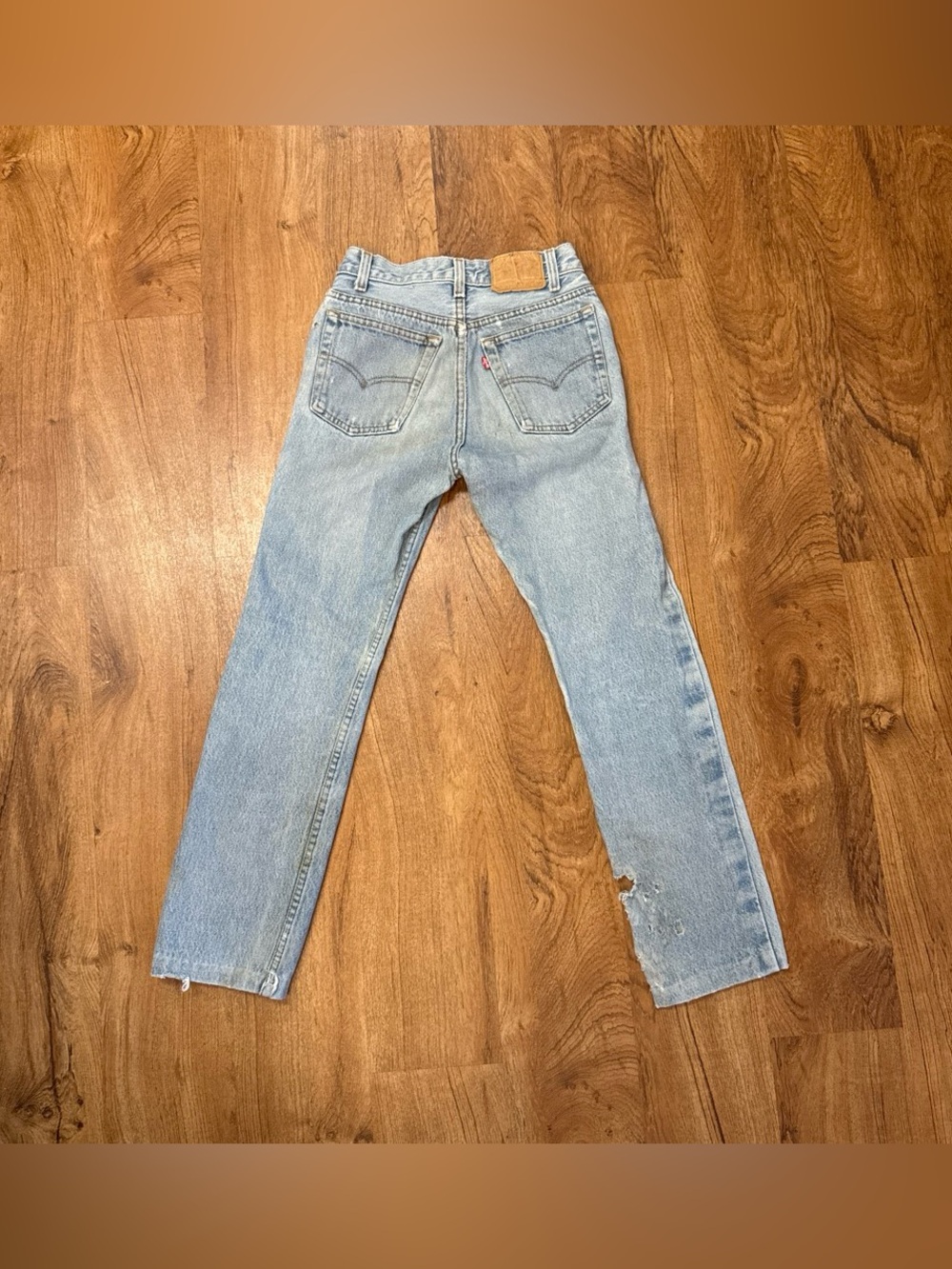 80’s Vintage 501 XX Petite Faded Levi’s Jeans. 24. Paper Tag.